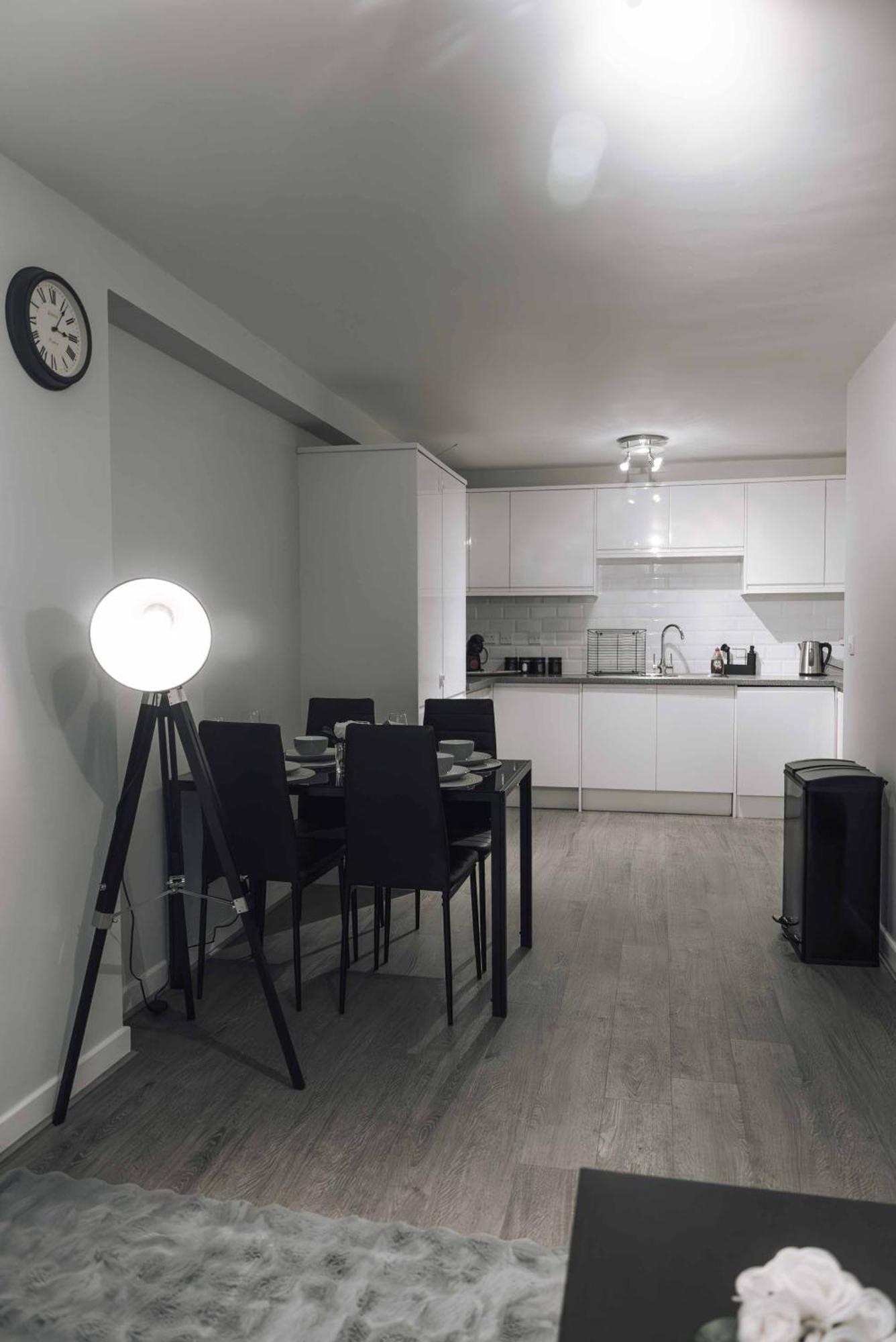 Stylish 2-Bed In Stratford Leilighet London Eksteriør bilde